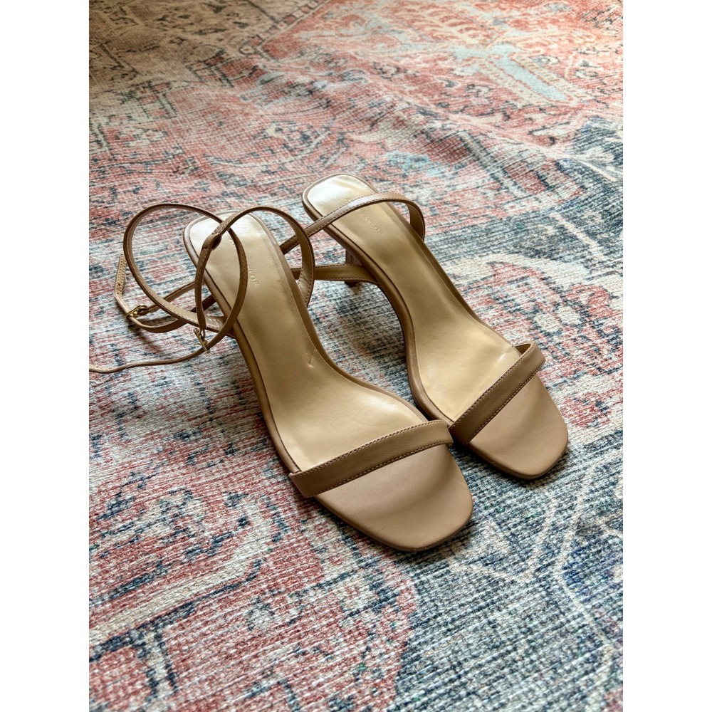 Ann Taylor Womens Tan Leather Strappy Kitten Heel Sandals Square Toe Size 8.5M